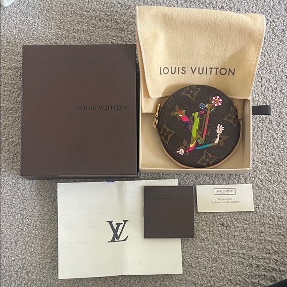 Louis Vuitton Takashi Murakami Monogram Hands Moca Round Coin Purse - Picture 1 of 8